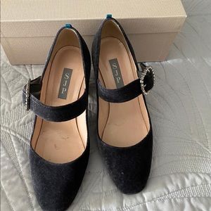 Womens heel